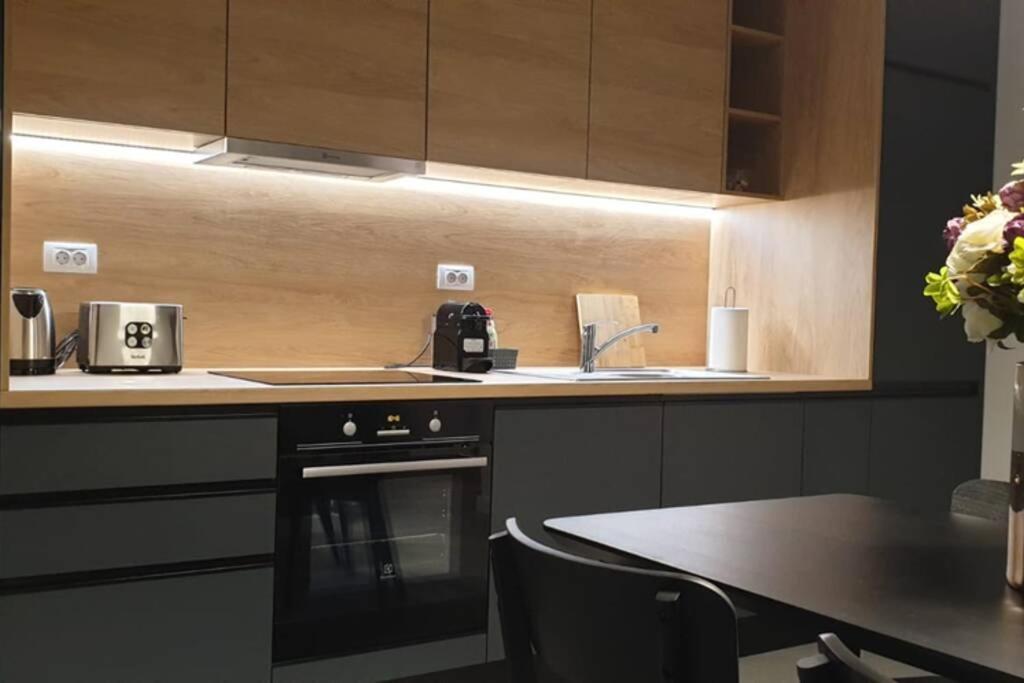 Dumbravita  Papillon Apartment #6 المظهر الخارجي الصورة